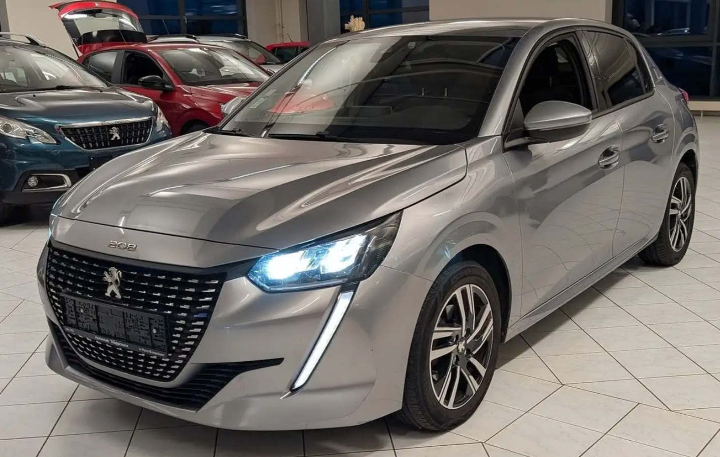 Peugeot 208